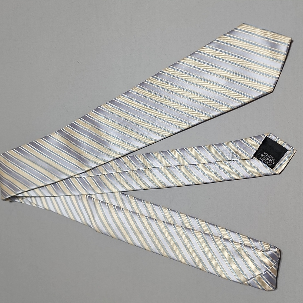 Vitarelli Tie